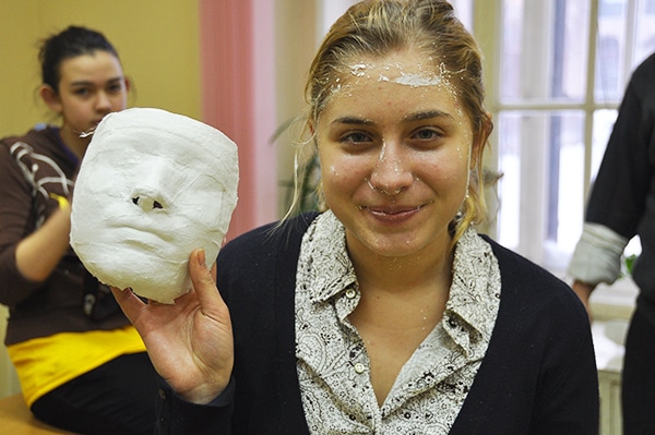 St.Petersburg student hold mask after creating mold